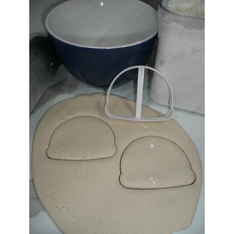 AJT SNOW GLOBE OUTLINE WINTER CHRISTMAS COOKIE CUTTER USA PR5359