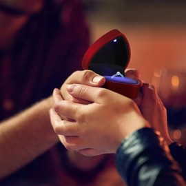 LED Ring Box Heart Shape Ring Box Jewellery Boxes Gift Box for Wedding Engagement Ring Valentine's Day