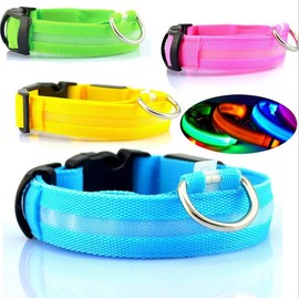 LED Nylon Dog Collar Flashing Light Fluorescent Collar for Dogs (Blue, XL)