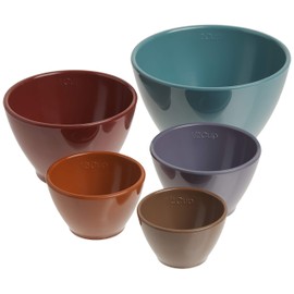 Rachael Ray Cucina - Juego de 5 tazas medidoras de melamina, anidables, varios colores