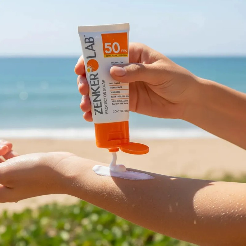 Bloqueador Protector Solar Zenker Lab Fps 50+ Crema 60 Ml