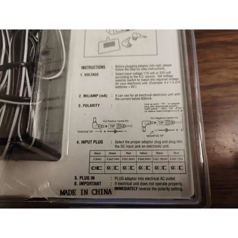 MW World Travel AC/DC Adaptor 600 mA - New Old