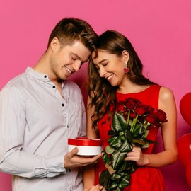 Ymimanchil Heart Earrings for Women Red Heart Dangle Earrings Valentines Earrings Valentines Day Gifts