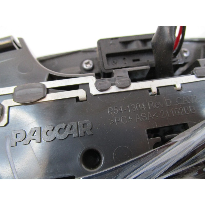 Paccar NEW OEM PACCAR P54-1304-000741 KENWORTH LED OVERHEAD DOME LIGHT