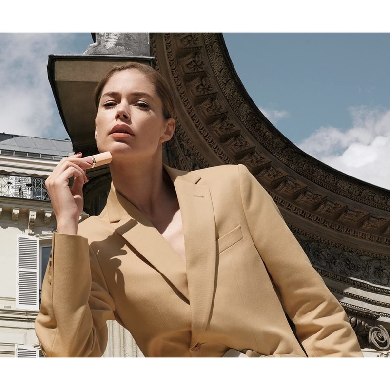 L'Oreal Paris L'Oreal Paris Color Riche Ultra-Matte Nude Lipstick 02