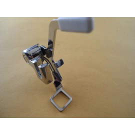 Generic Embroidery,Darning foot for Singer Futura Quartet XL-400 XL-580 FQ4 SEQS-6000