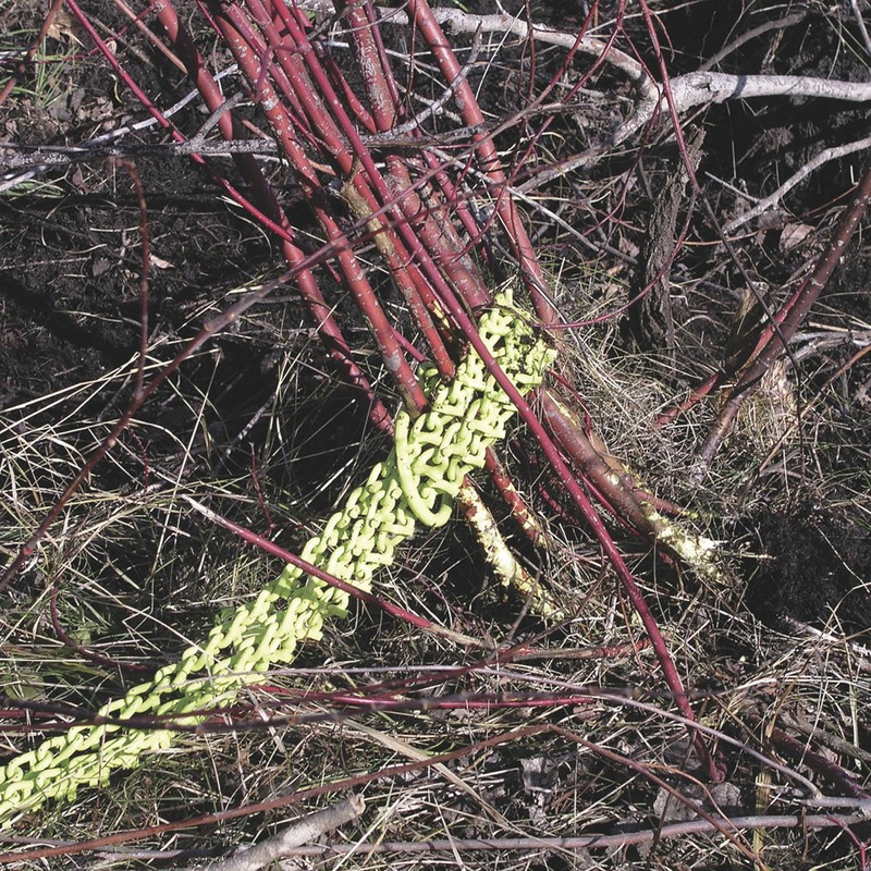 Brush Grubber Heavy-Duty Triple Chain Shrub and Clump Remover Tool,