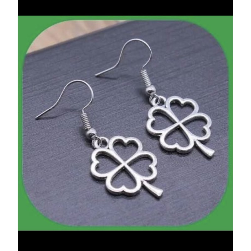 Clover Heart Clover Leaf Shamrock ☘️ Silver Hook Earrings