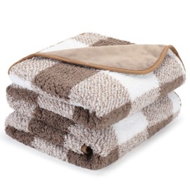IDOGCHEW Waterproof Dog Blanket, 100 x 75 cm, Fluffy Flannel & Sherpa Pet Blanket, Suitable for Cats and Medium to Small Dogs, Machine Washable, Light Brown