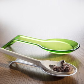 Omada Design Schöpflöffelauflage, Zerlegbar, in Acryl Made in Itay, Längsrichtung: 26 cm, Gewicht 97 g, Ideal, die Kellen zu Legen, Linea Trendy, Spülmaschinenfest, Weiß Gelb