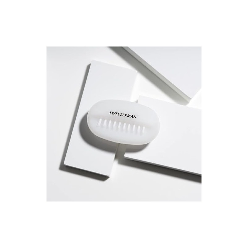 Cepillo para limpiar las uñas de doble superficie de Tweezerman