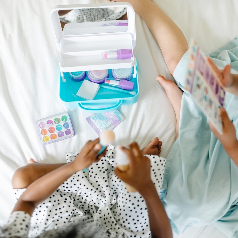 Melissa & Doug Love Your Look Pretend Makeup Kit (16