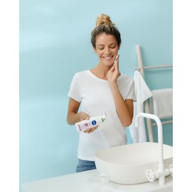 NIVEA Leche limpiadora suave con aceite de almendras, limpiador facial nutritivo para pieles secas y sensibles, elimina el maquillaje y las impurezas 