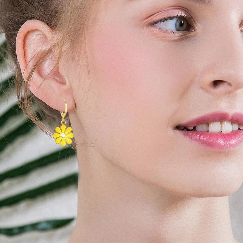 Daisy Huggie Hoop Earrings for Women Flower Dangle Drop Earrings