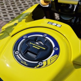 Resin Bike Stickers Motorcycle Compatible With Suzuki V-Strom 800 Of 2023. Bike Protection Fuel Cap From Bumps And Graffi. Stickers 3D Resin Champion Yellow and Glass Sparkle Black