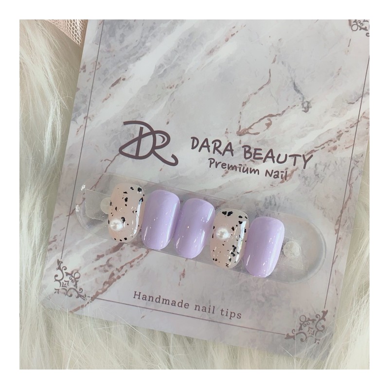 Next day delivery⭐Egg gel Dalmatian nail⭐ / 다음날 발송⭐에그젤 달마시안네일⭐