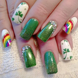 St.Patrick's Day Shamrock Press on Nails Medium Square Fake Nails with Glitter Nail Rhinestones Design Holiday Acrylic Artificial ons Nails Full Cover Glue on Nails Irish False Nails for Women