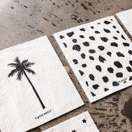 A Good Smile Sponge Cloth Summer Set of 2 17 x 20 cm