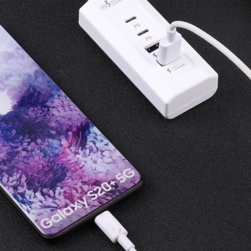 Multicargador Carga Rápida 2 X Usb 2 X Tipo C