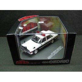 スカイネット 1/43 ダイキャストムービーコレクション No.26 西部警察 430セドリック 4ドアセダン 200E SGL 後期型 パトロールカー 完成品