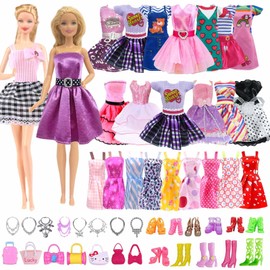 41 pieces of clothing, including 10 fashion dresses, 20 pairs of shoes, 6 necklaces and 5 pockets with 11.5 inches (random style)