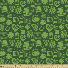 Ambesonne Tela irlandesa por The Yard, Kiss Me I'm Irish Humorous Frase con tréboles de ala, tela decorativa para tapicería y detalles del hogar, 2 yardas, verde lima