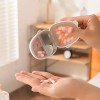 새로운 작은 곰돌이 모양 휴대용 이중 칸막이 약통 외출 시
