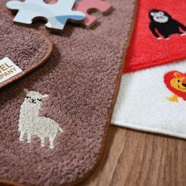 TOWEL COMPANY Imabari Towel Handkerchief, 8.7 x 8.7 inches (22 x 22 cm), Gift, Embroidery, Animal Parade (Lion (Off-White))