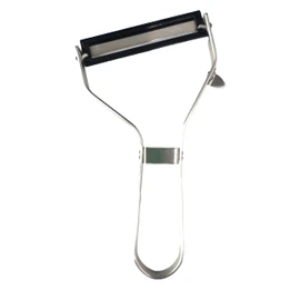 Wada Shoten Propeeler Z Cabbage Julienne Peeler, Made in Japan, Stainless Steel Blade, Commercial Use
