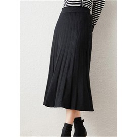 Beralst Women Knit Skirt, High Waist A-Line Office Work Stretchy Knitted Pleated Midi Skirt, Black, Medium