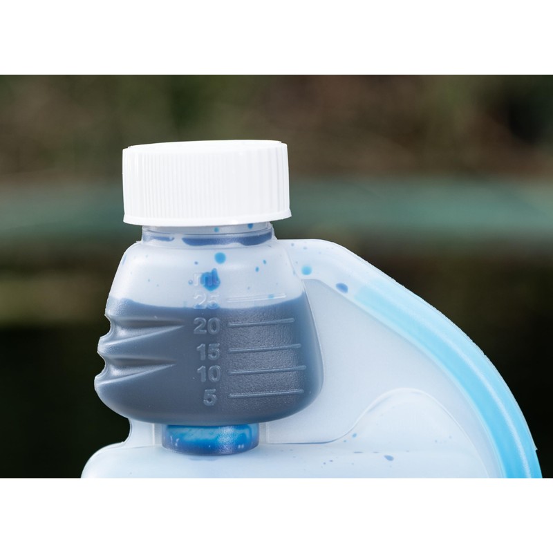 Blagdon Blue Pond Water Colour, Reduces Algae Growth, Helps Protect