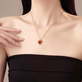 OUMOR Heart Necklace for Women, 18K Gold Plated Red Heart Carnelian Necklaces for Women, Carnelian Crystal Necklace as Anniversary Birthday Valentine Day Gifts for Her