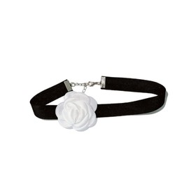 White Camellia Choker Necklace Dainty Black Velvet Choker Floral Flower Collar Choker Necklace Adjustable Chain Choker for Women Comfort Fit Bride Wedding Party Birthday Summer Necklaces Gifts