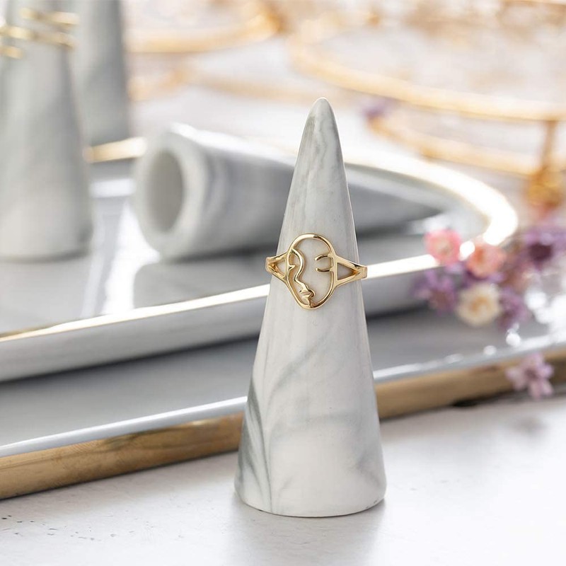 oskas Modern Marble Ring Holder for Bedside Table Ceramic Cone