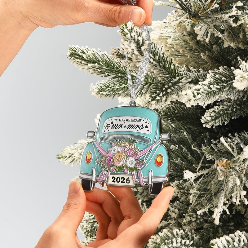 Wedding Gift for Couples 2026 Mr and Mrs Christmas Ornament