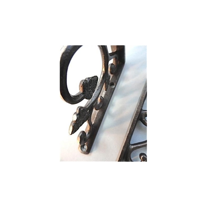 Pair of small cast Iron wall mounted antique style leaf