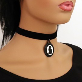 Real Metal Black Velvet Choker with Gothic Black Cat Cameo Adjustable Size CH-652