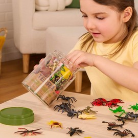 Terra by Battat Terra 60-teilig Tierfiguren Sammlung Insekten und Spinnen Spielzeug Set – Tarantel, Heuschrecke, Skorpion, Libelle und mehr – Spielzeug ab 3 Jahren