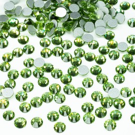 2880pcs SS10 2.8mm Light Green Flatback Rhinestones Bulk K9 Glass Grass Green Nail Art Gems Round Beads Crystals Stones Diamonds Nail Charms Jewels for Nails Eyes Face Makeup Crafts DIY Tumblers Cups