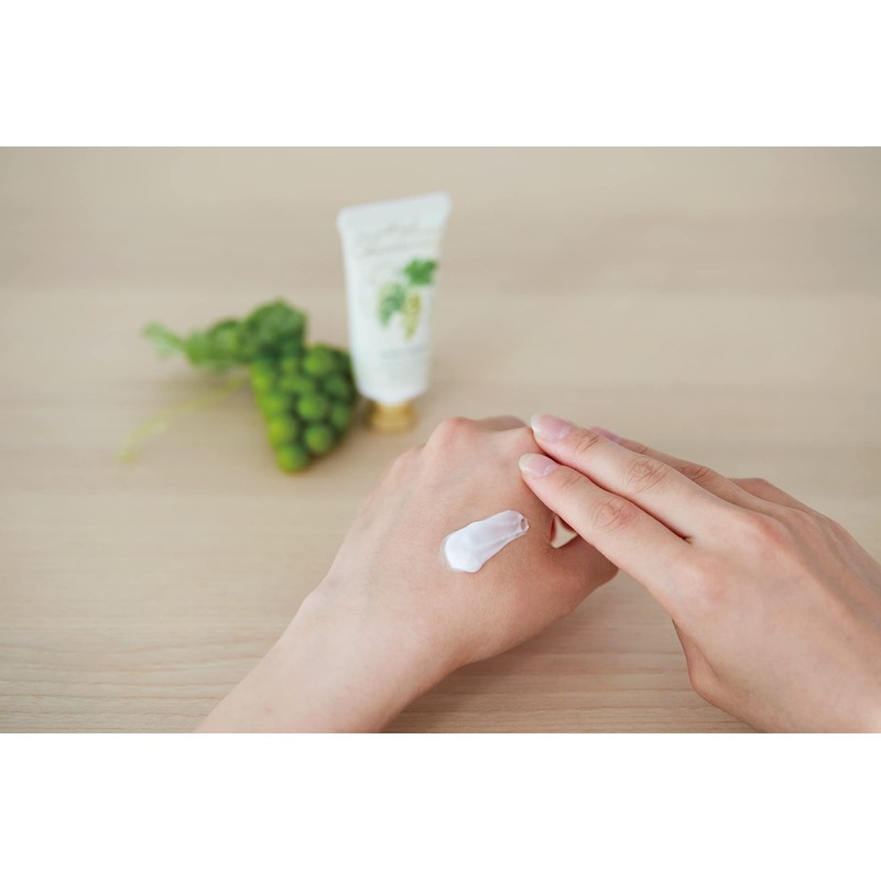 Chardonnay White Grape-Scented Hand Care Set, Wrapping Bag (Gift Wrapped,