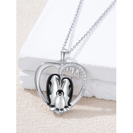 Cargari Family Penguin Necklace for Women, 925 Sterling Silver Heart Penguin Pendant Necklace, Unique Birthday Mother's Day Penguin Lover Jewelry Gifts for Women Mom Grandmother