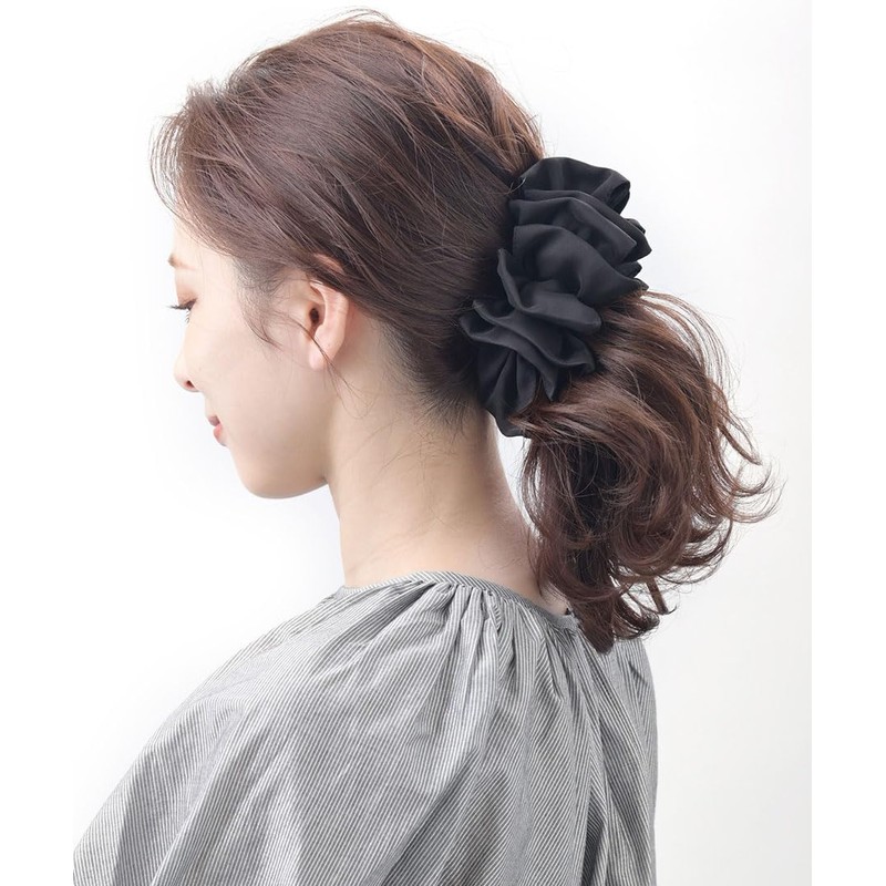 VINGTAINE H7134-BK- Basic Color Volume Ruffle Banana Clip Office Hair