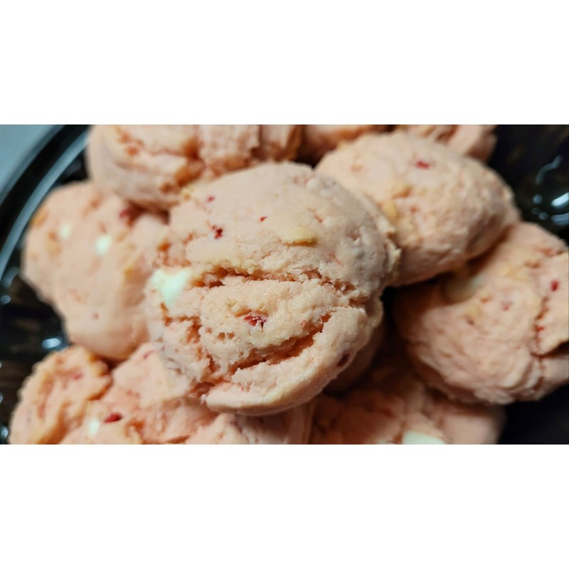 White Chocolate Chip Strawberry Cookies 24 Cookies