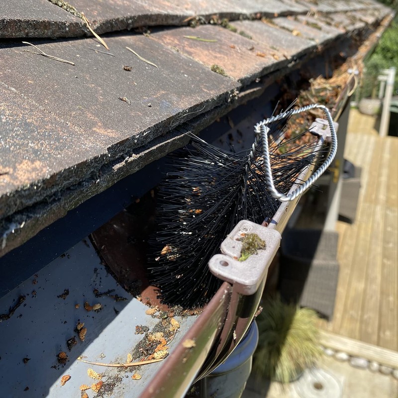 Selections Pack of 4 Black Drain & Gutter Brush Downpipe