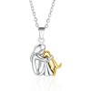 Collar Cadena Con Dije De Mujer Abrazando A Su Perrito