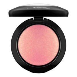 Rubor MAC Mineralize Blush Petal Power | Coral Dorado Luminoso 3.2g