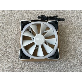 NZXT AER RGB 2 120mm RGB Fluid Dynamic Bearing PWM Fan WHITE + RGB InputCable