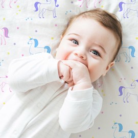 Wildkin Microfibre Fitted Sheet for Boys and Girls, Cot Bed Sheets Measure 52 x 28 Inches, Soft and Breathable Fabric, Cot Bed, Fits Standard Crib Mattresses (Unicorn)