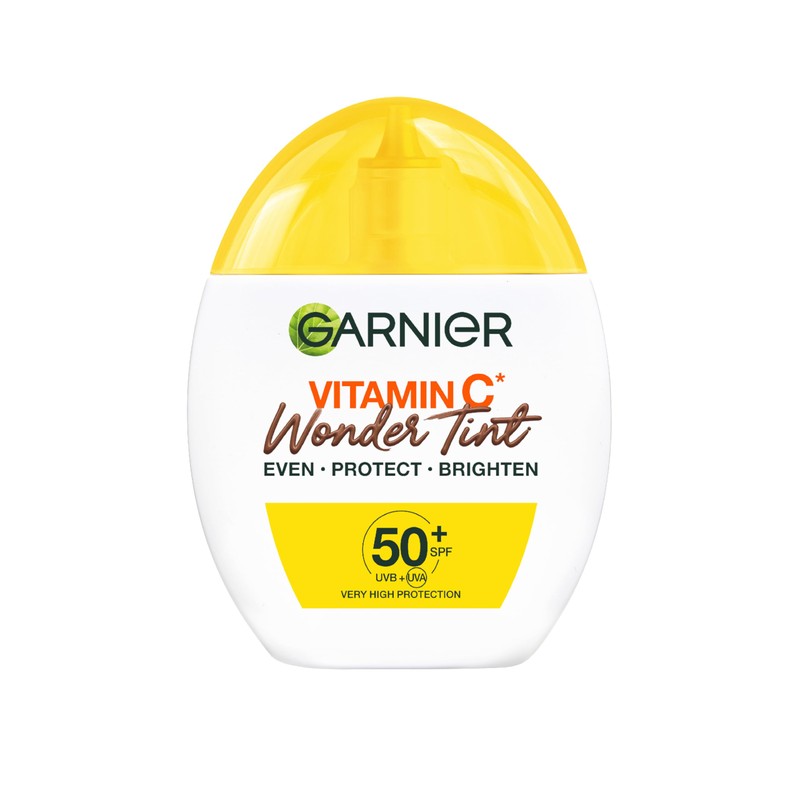 Garnier Vitamin C* Wonder Tint SPF50+, Dark Shade, All-In-1 Tinted