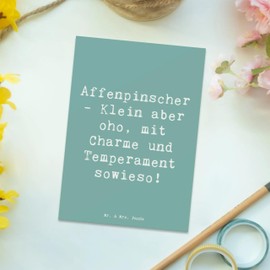 Mr. & Mrs. Panda Postkarte Spruch Affenpinscher Charme - Geschenk, liebenswert, Hunderassen Eigenschaften, Geschenkkarte, Hunderassen Beschreibung,